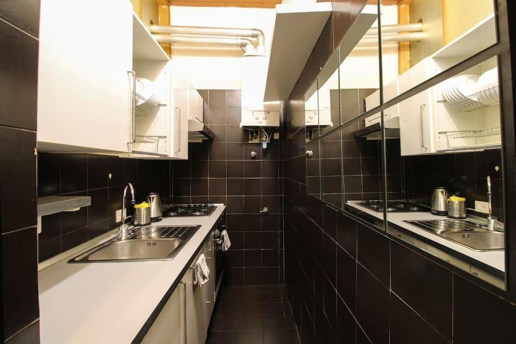Lovely 2 Bedroom Apartment-6 Pax By Yourhost Rome Extérieur photo